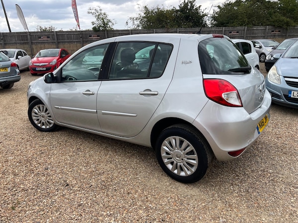 Used Renault Clio 2011 for sale - 75377557: Photo 12