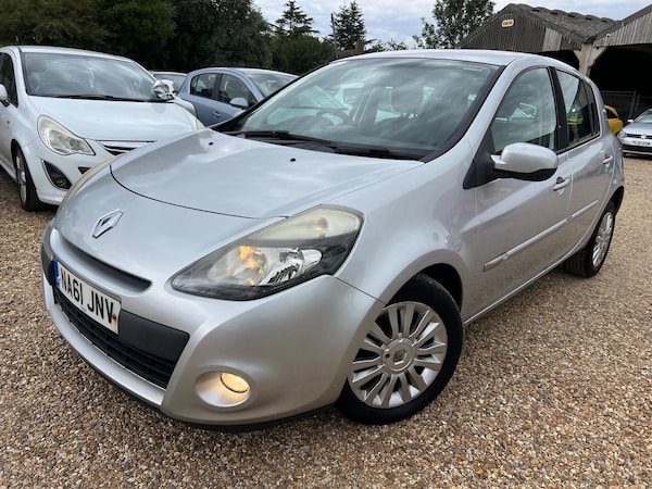Used Renault Clio 2011 for sale - 75377557: Photo 1