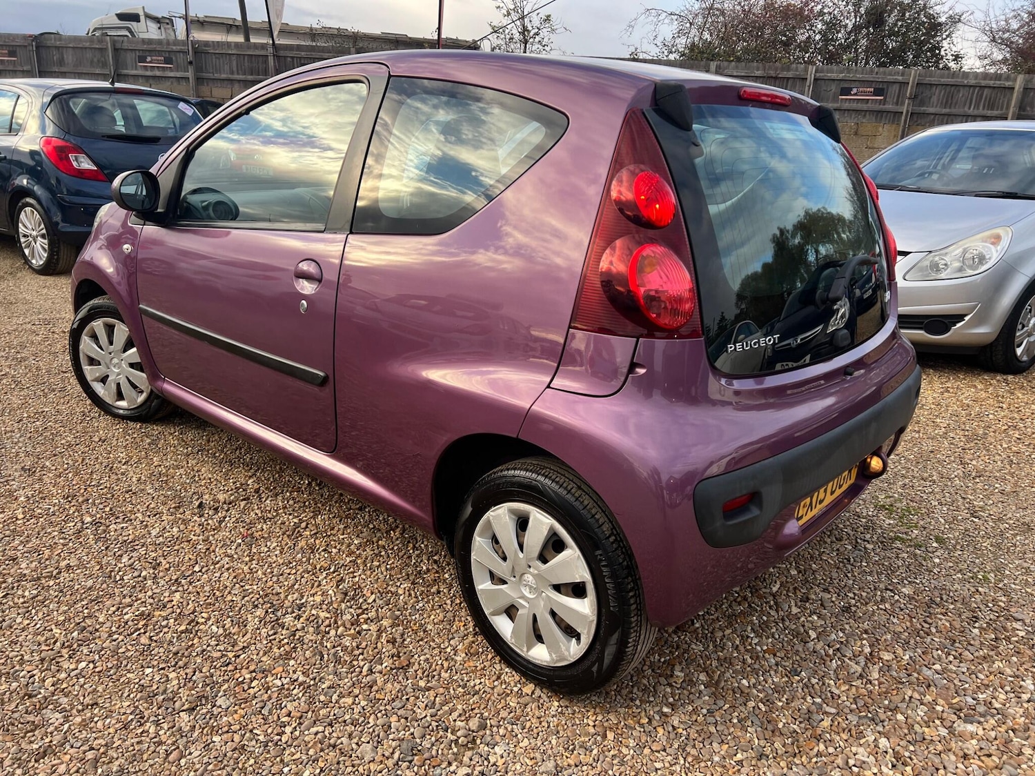 Used Peugeot 107 2013 for sale - 76688745: Photo 16