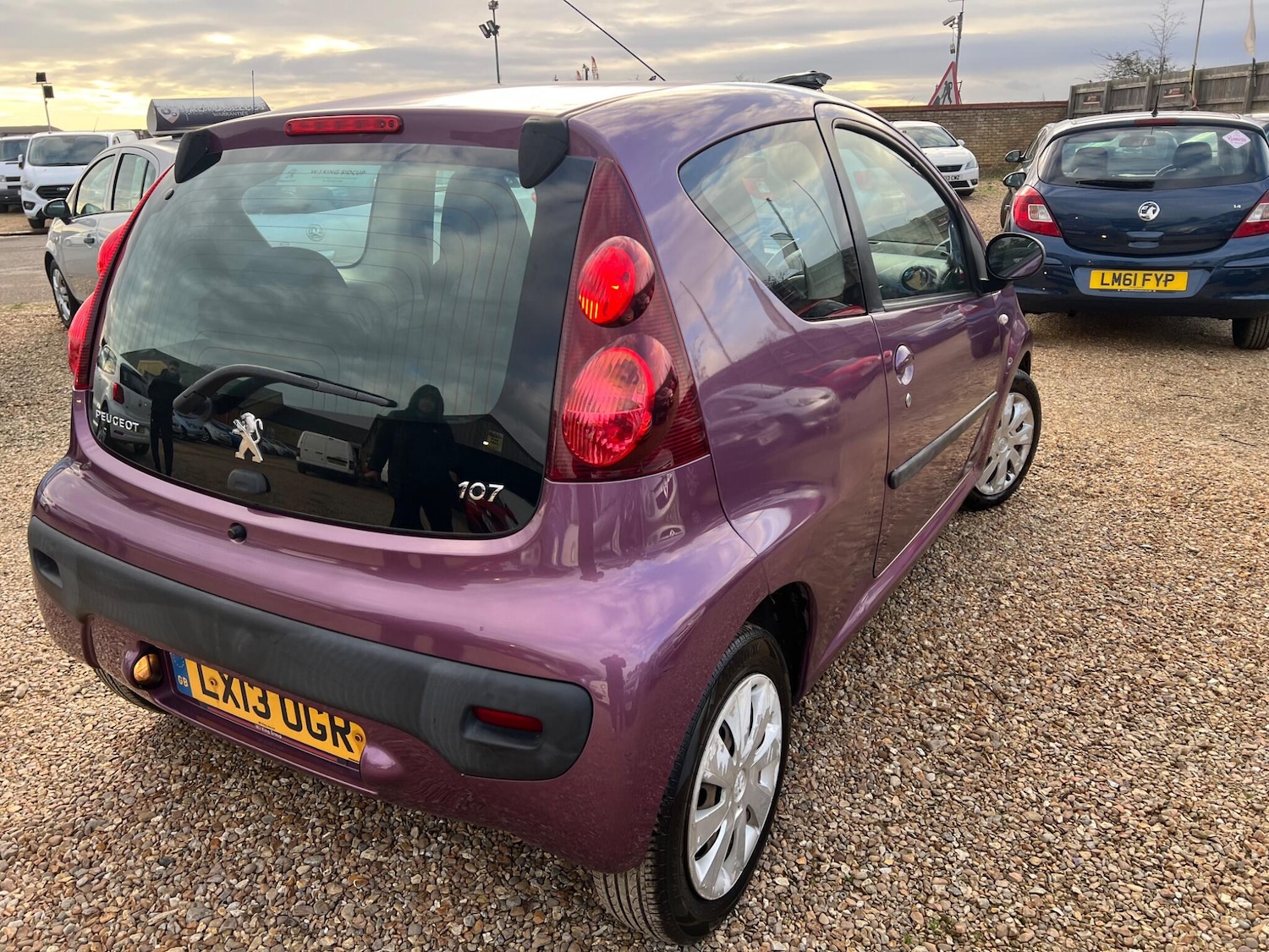 Used Peugeot 107 2013 for sale - 76688745: Photo 2