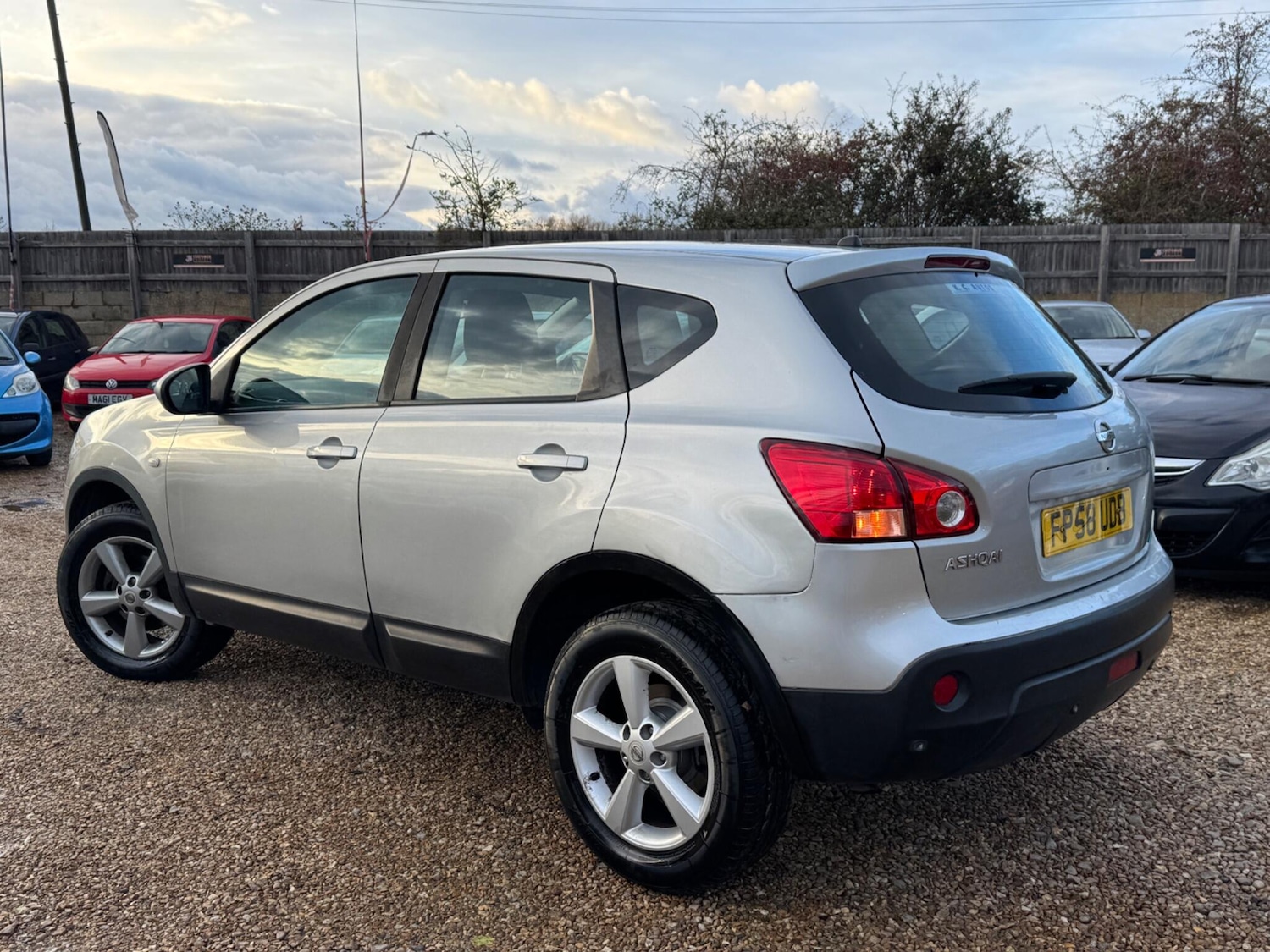 Used Nissan Qashqai 2009 for sale - 76388866: Photo 13