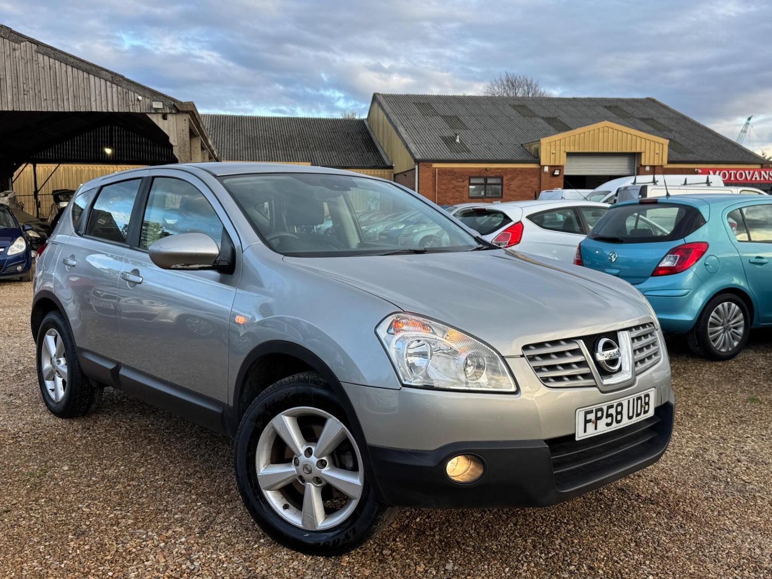 Used Nissan Qashqai 2009 for sale - 76388866: Photo 17