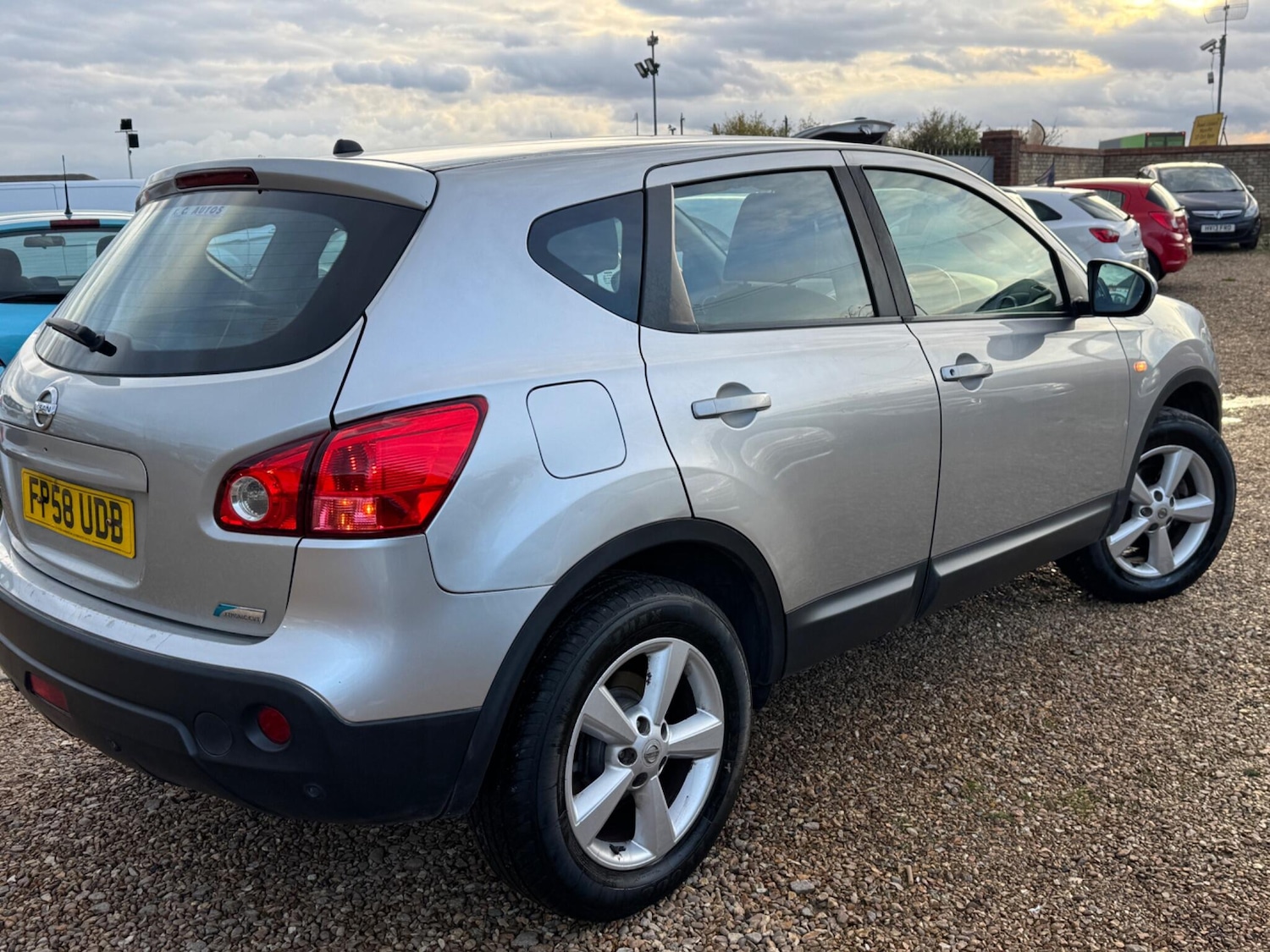Used Nissan Qashqai 2009 for sale - 76388866: Photo 2