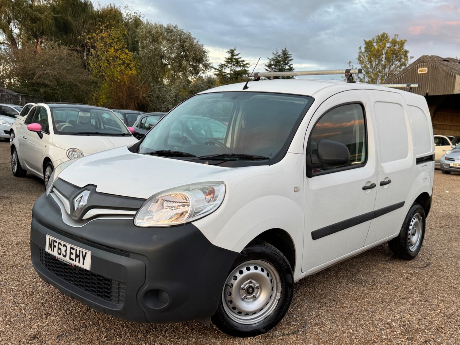 Used Renault Kangoo 2013 for sale - 76388871: Photo 2