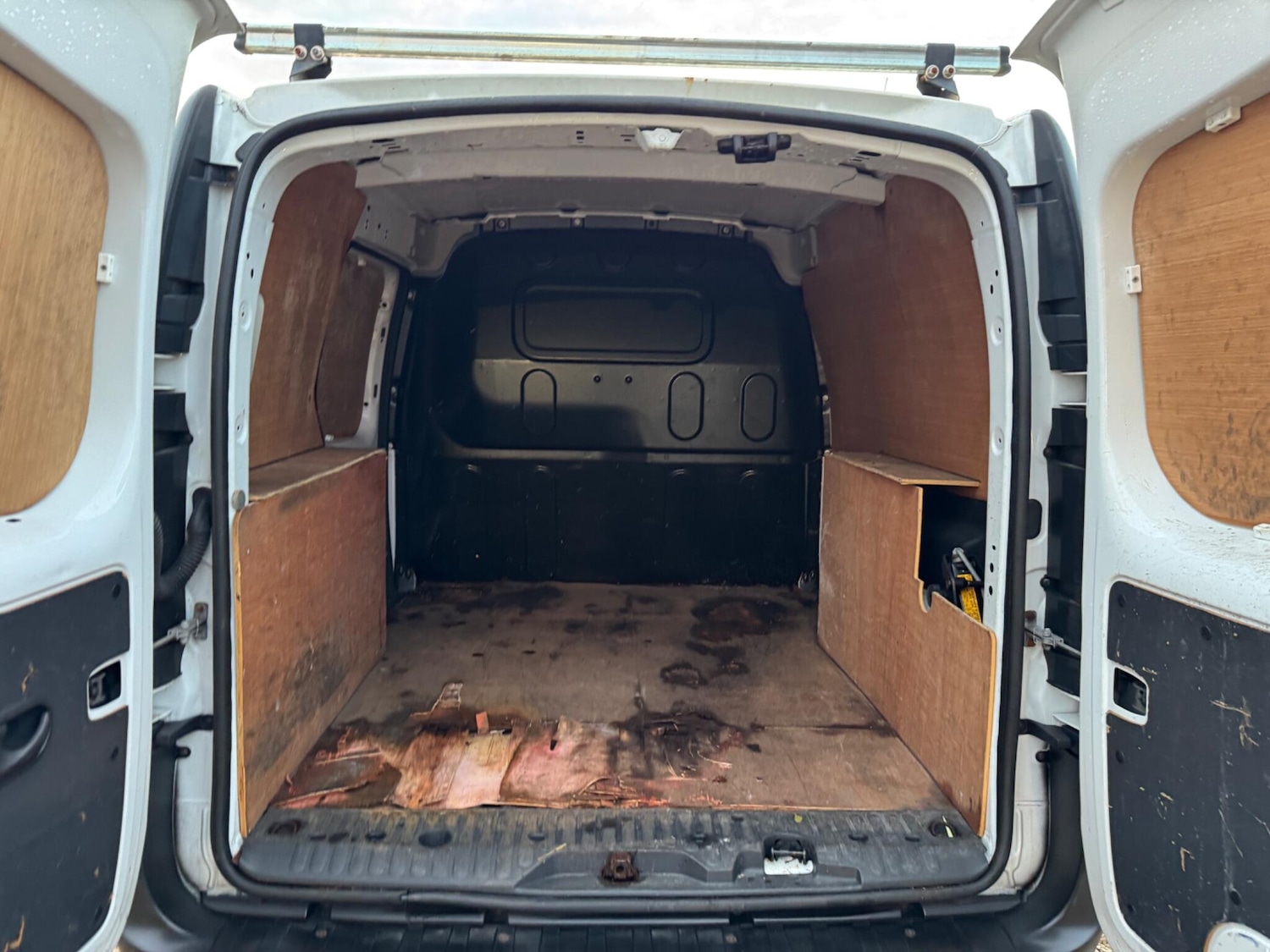 Used Renault Kangoo 2013 for sale - 76388871: Photo 22