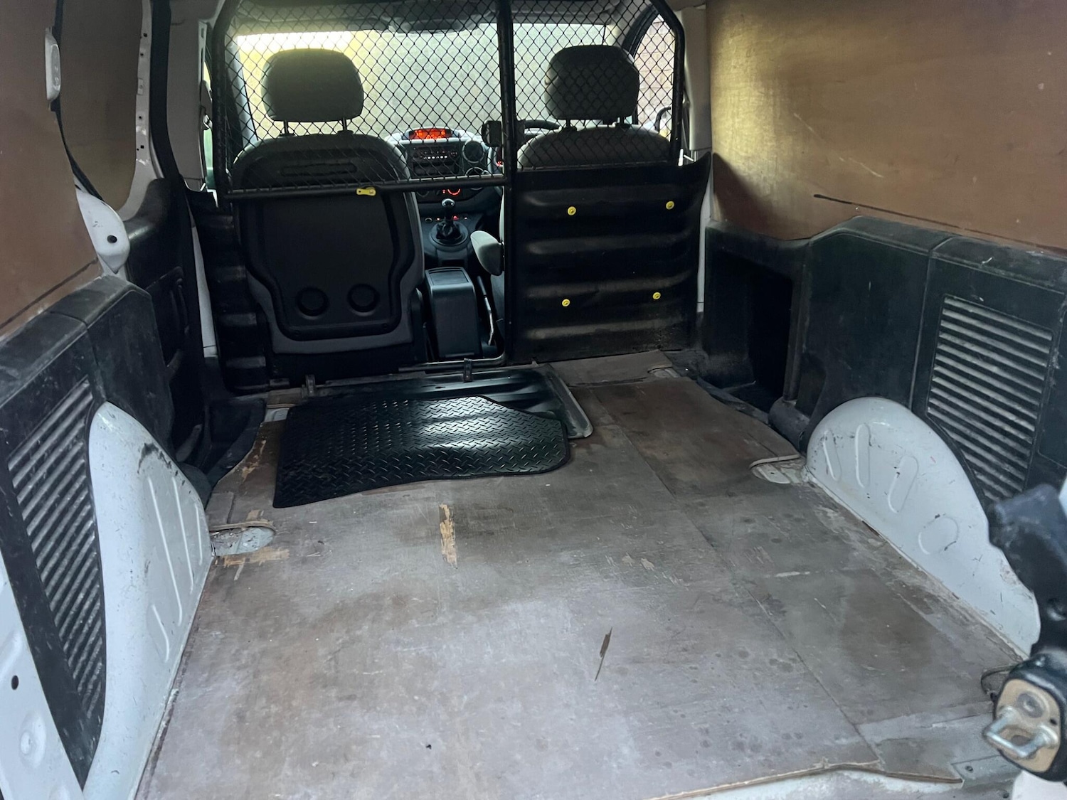 Used Peugeot Partner 2012 for sale - 77162886: Photo 19