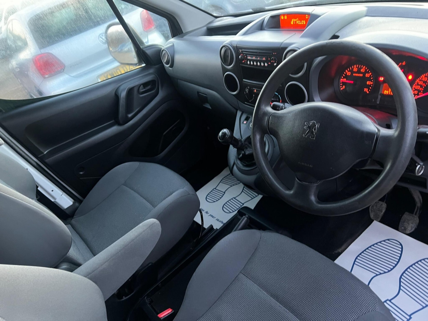 Used Peugeot Partner 2012 for sale - 77162886: Photo 23