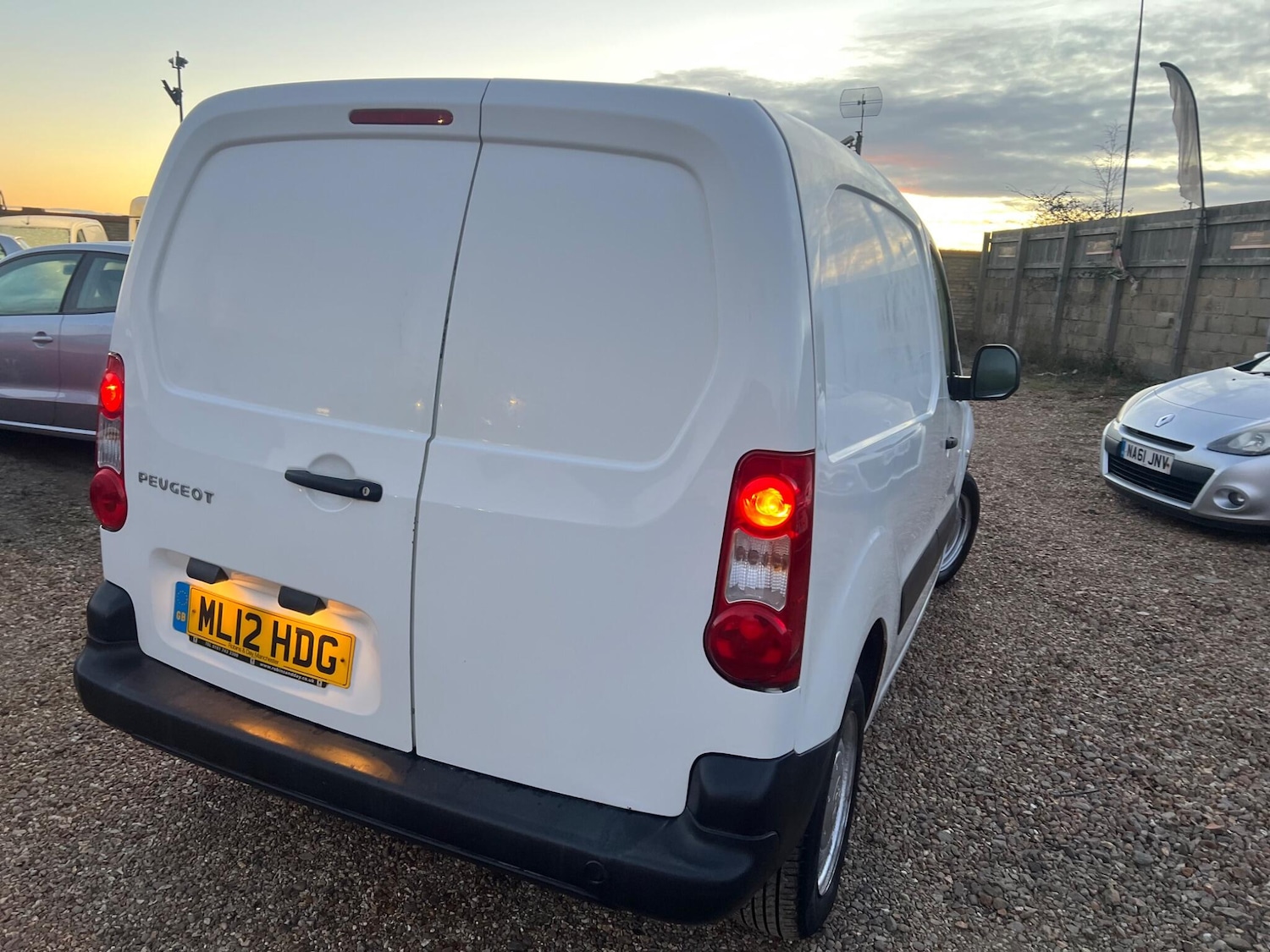 Used Peugeot Partner 2012 for sale - 77162886: Photo 8