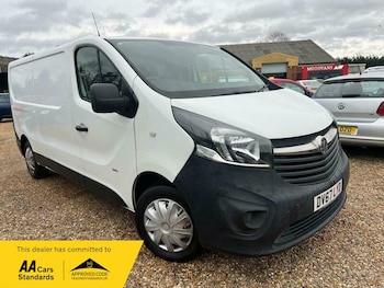 Used Vauxhall Vivaro 2017 for sale - 79331470: Photo