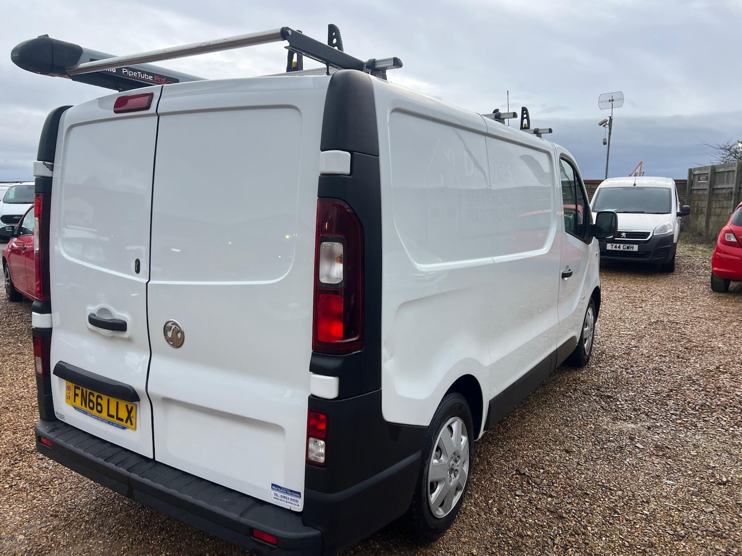Used Vauxhall Vivaro 2016 for sale - 77510333: Photo 10