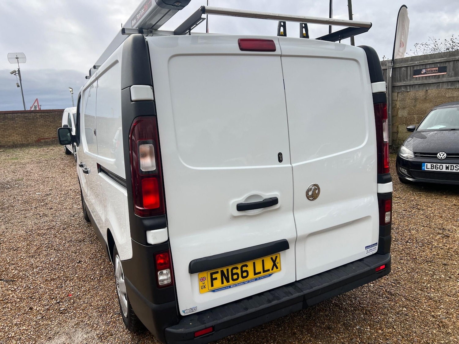 Used Vauxhall Vivaro 2016 for sale - 77510333: Photo 11