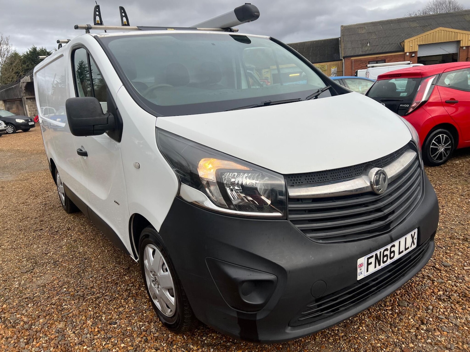 Used Vauxhall Vivaro 2016 for sale - 77510333: Photo 4