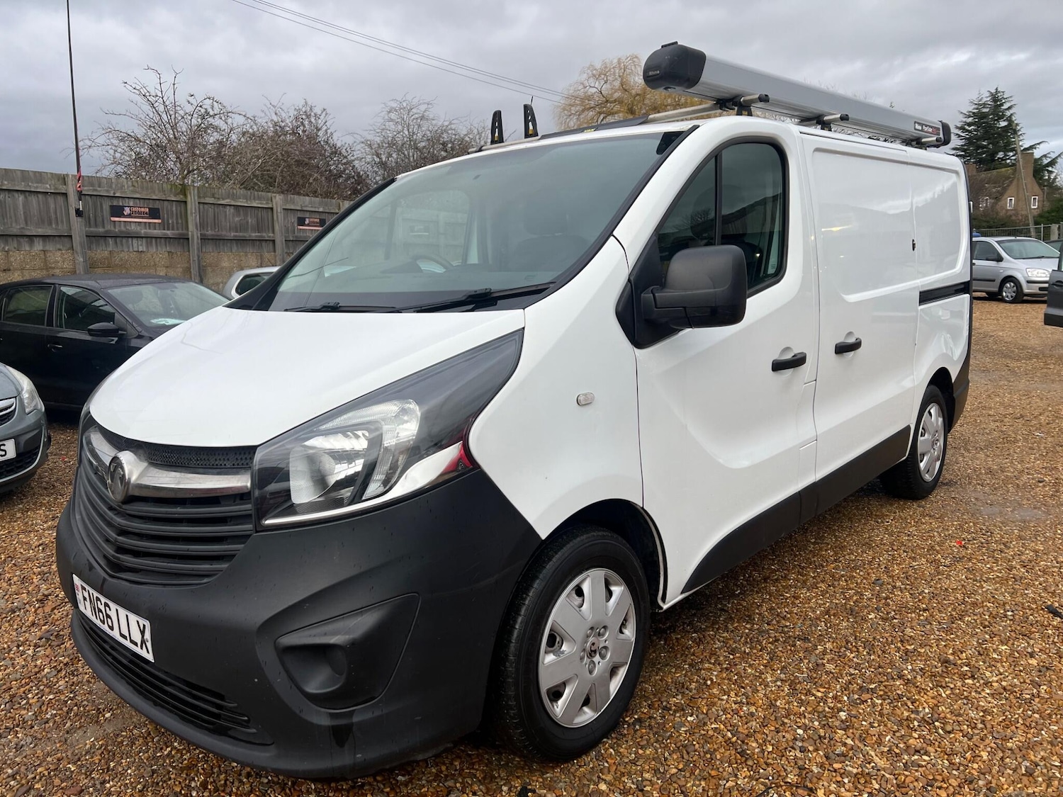 Used Vauxhall Vivaro 2016 for sale - 77510333: Photo 6