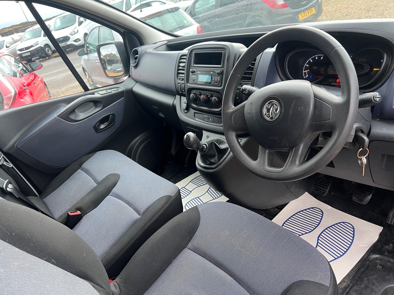 Used Vauxhall Vivaro 2016 for sale - 77510333: Photo 8