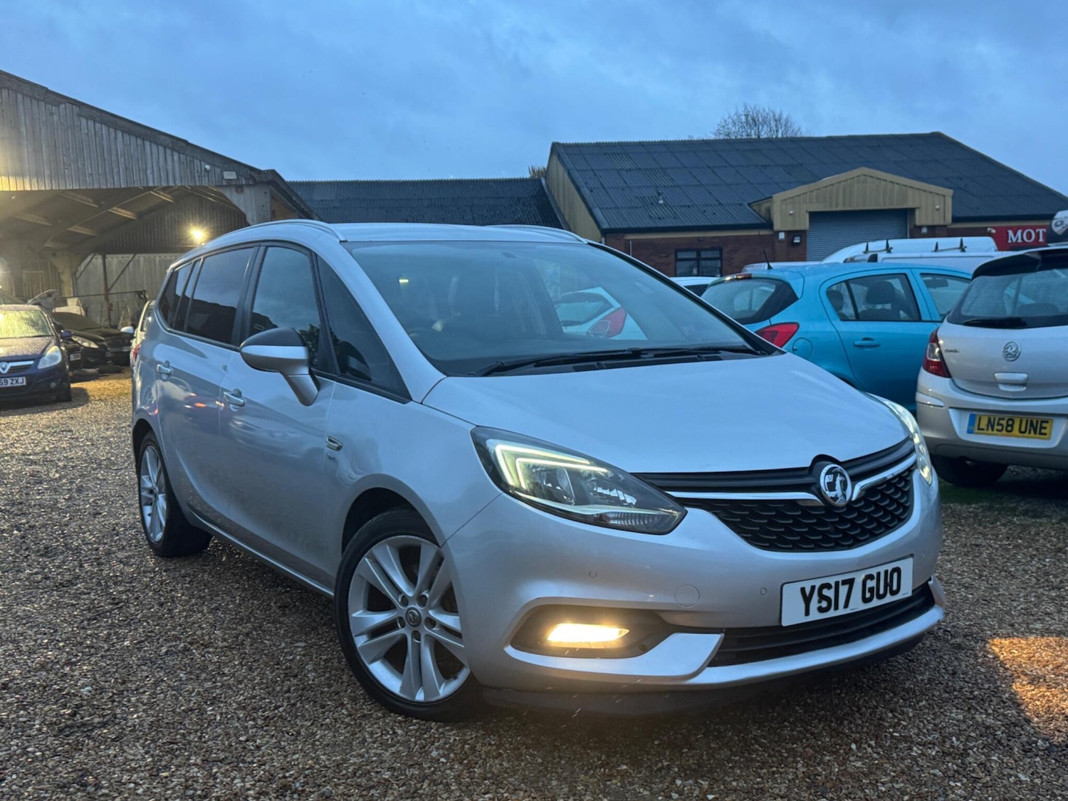 Used Vauxhall Zafira 2017 for sale - 76597235: Photo 14