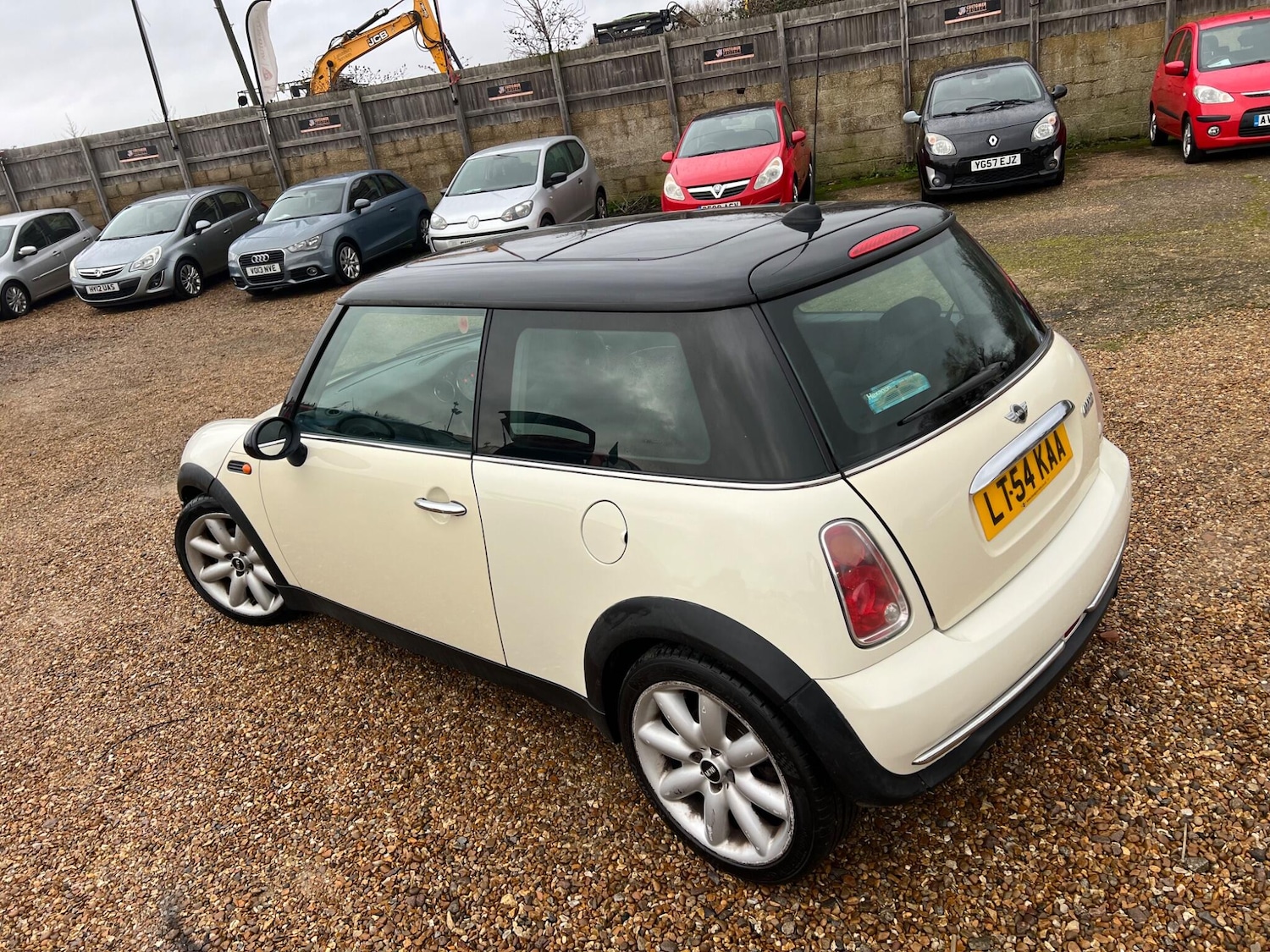 Used MINI Hatch 2004 for sale - 77238111: Photo 12