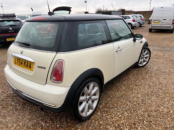 Used MINI Hatch 2004 for sale - 77238111: Photo
