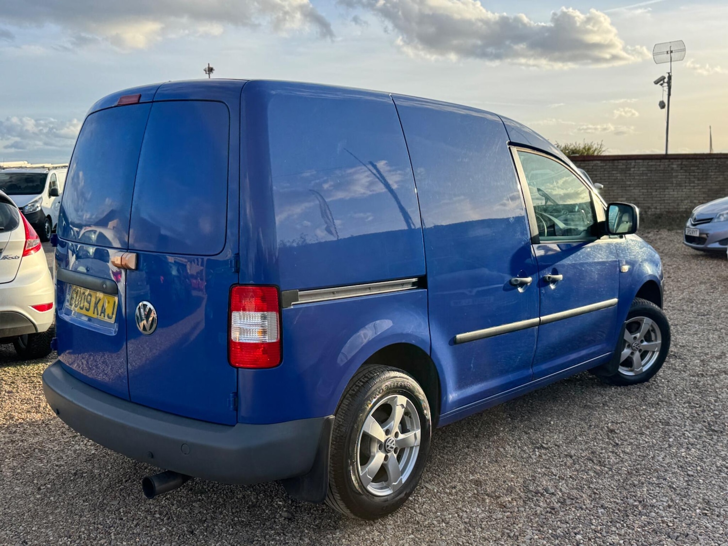 Used Volkswagen Caddy 2009 for sale - 75977447: Photo 19