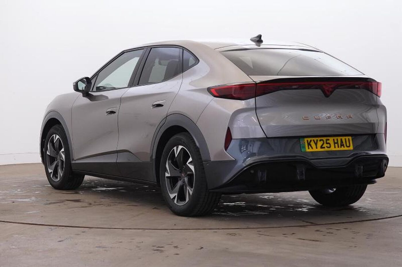 Used Cupra Tavascan 2025 for sale - 76680213: Photo 3