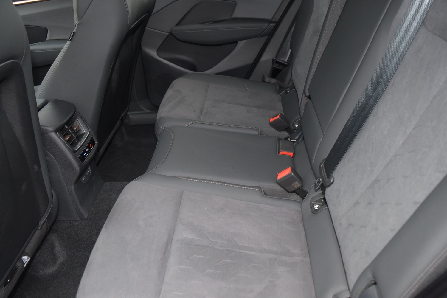 Used Cupra Terramar 2025 for sale - 78124769: Photo 9