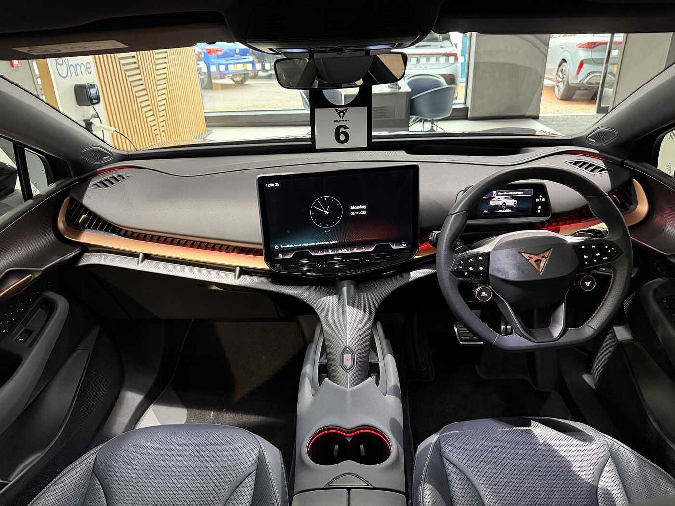 Used Cupra Tavascan 2025 for sale - 76692441: Photo 2