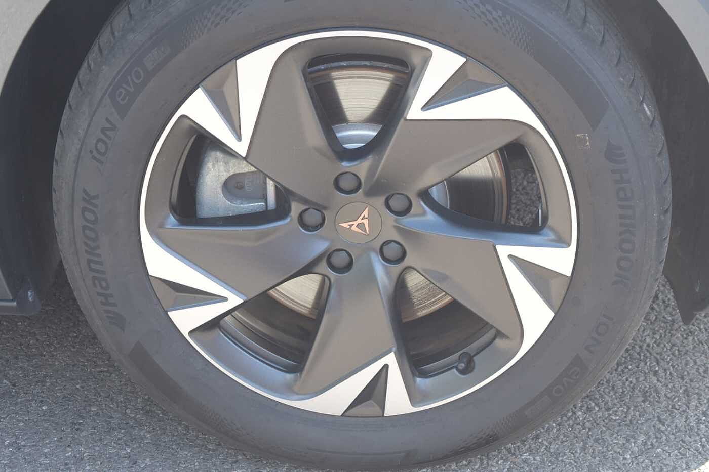 Used Cupra Tavascan 2024 for sale - 76676777: Photo 5