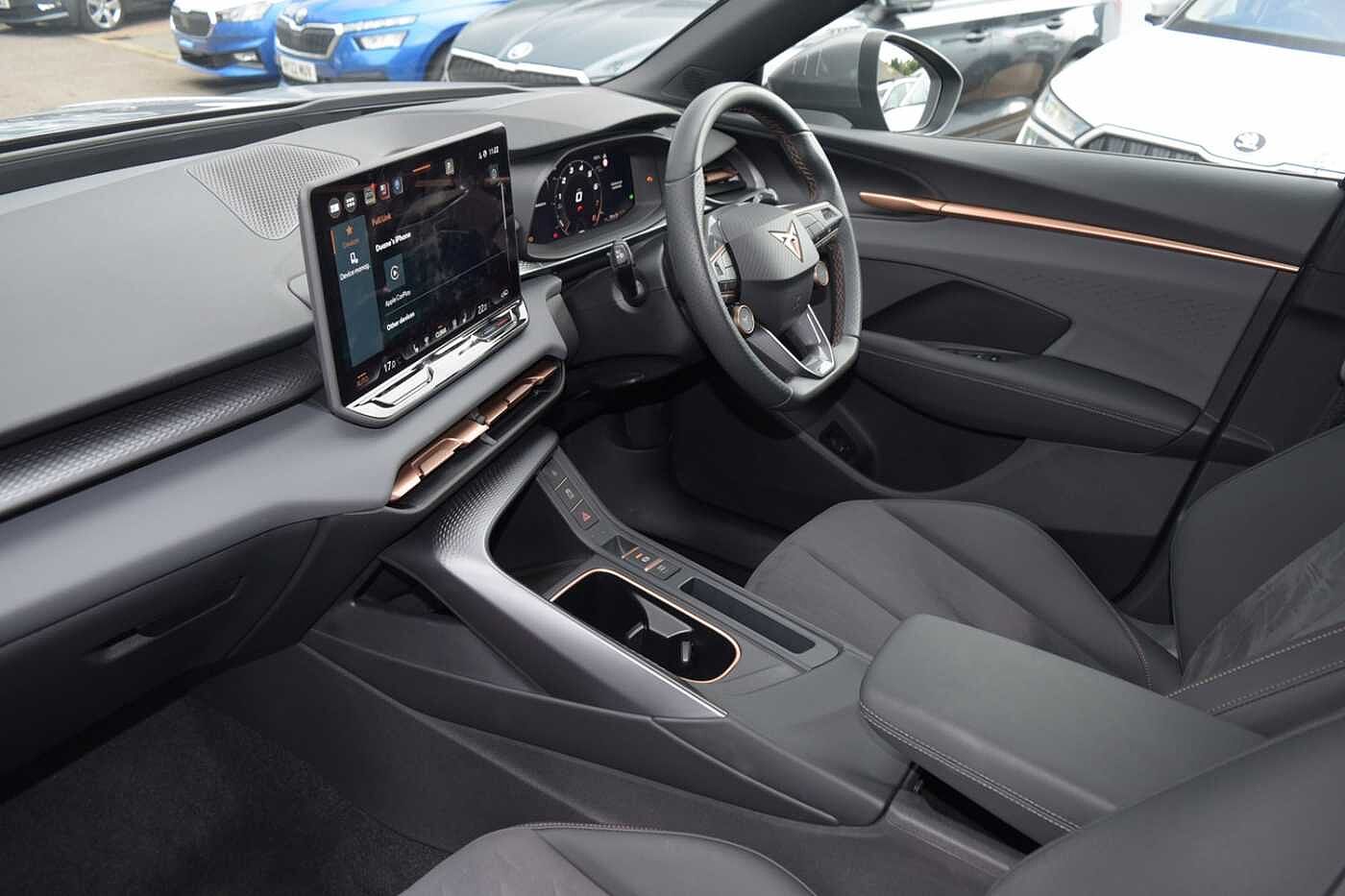 Used Cupra Terramar 2025 for sale - 76679942: Photo 2