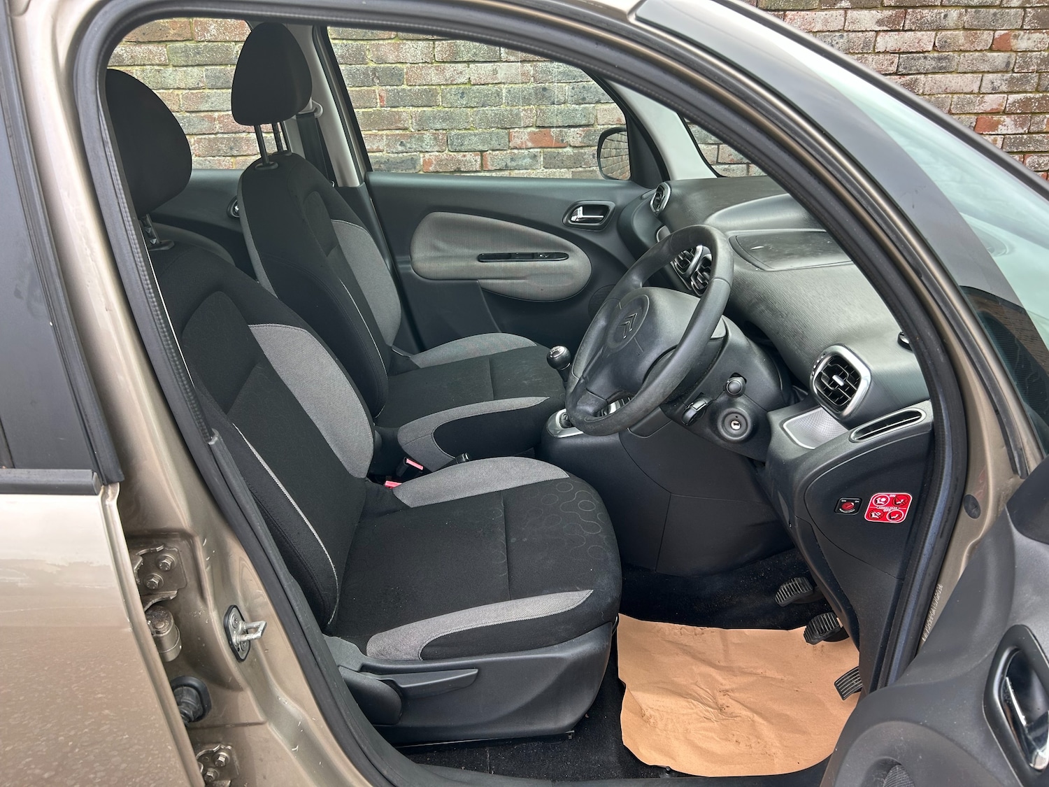 Used Citroen C3 Picasso 2011 for sale - 76545979: Photo 11