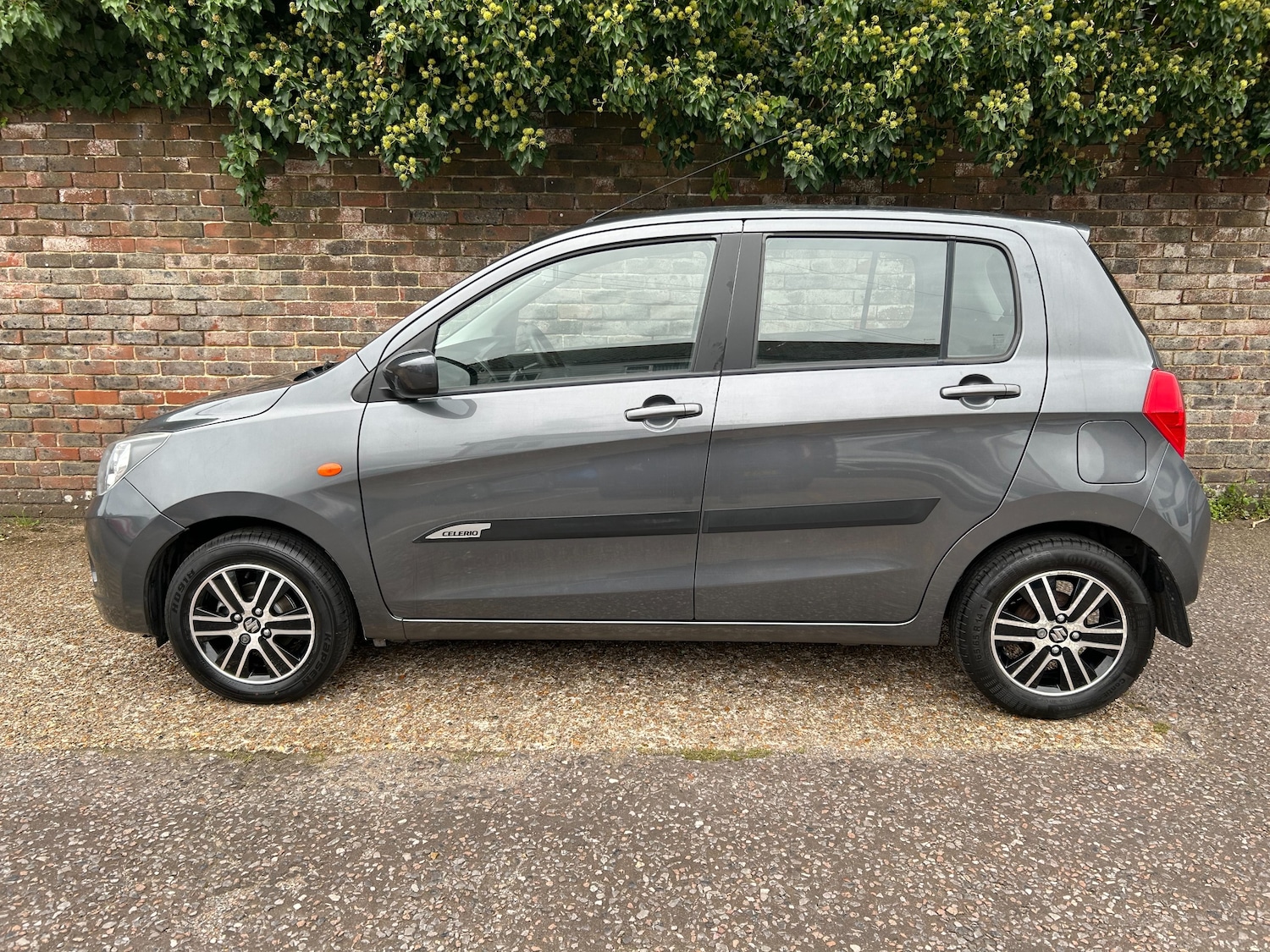 Used Suzuki Celerio 2017 for sale - 76134025: Photo 3