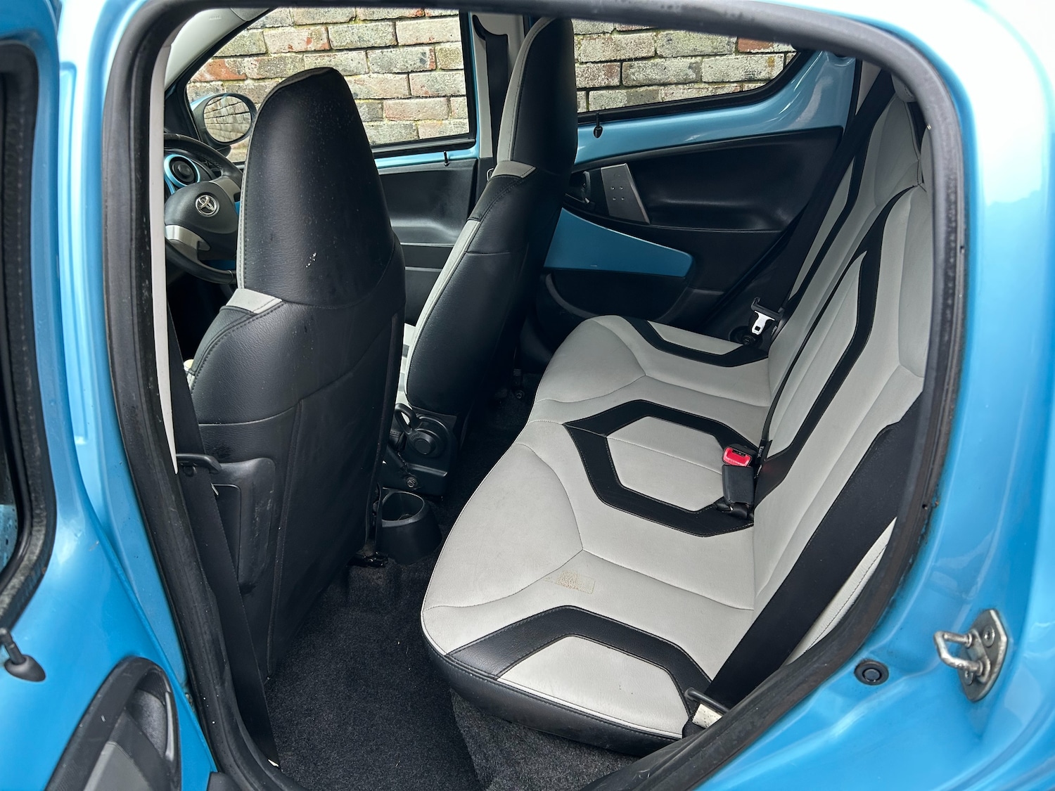 Used Toyota AYGO 2013 for sale - 77533656: Photo 16