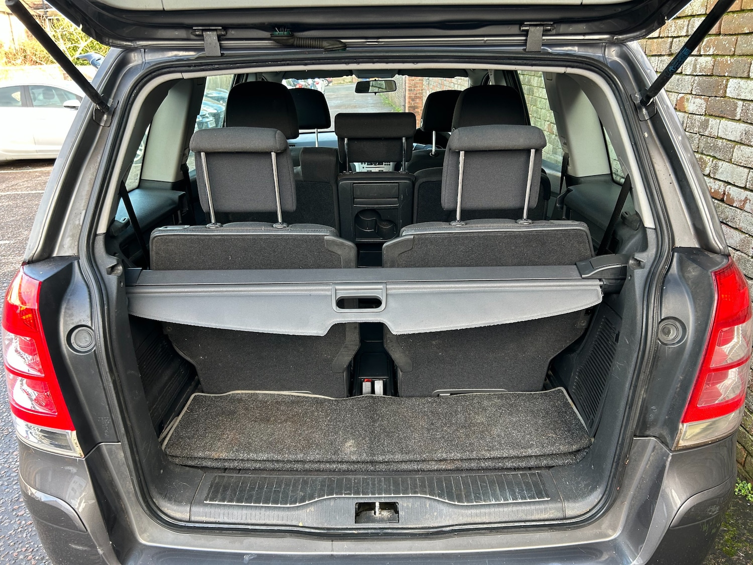 Used Vauxhall Zafira 2009 for sale - 77226166: Photo 19