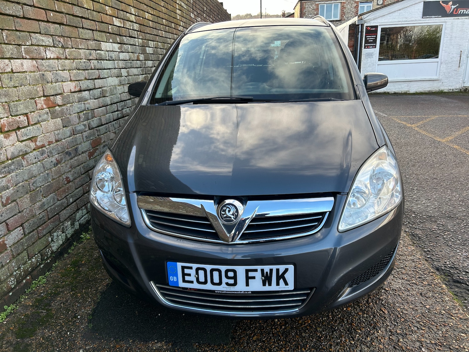 Used Vauxhall Zafira 2009 for sale - 77226166: Photo 2