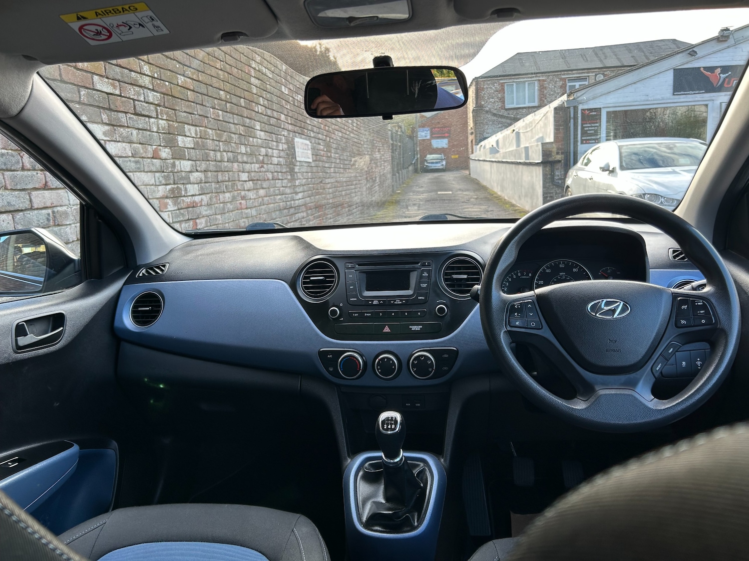 Used Hyundai i10 2014 for sale - 76386901: Photo 13