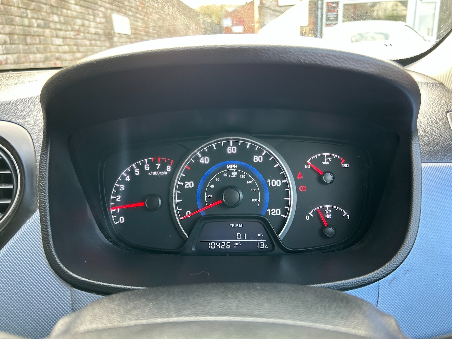 Used Hyundai i10 2014 for sale - 76386901: Photo 14