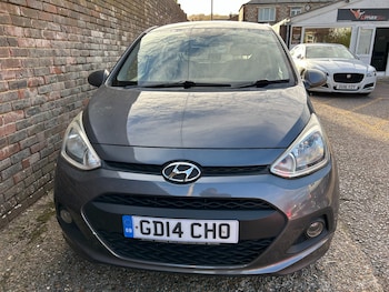 Used Hyundai i10 2014 for sale - 76386901: Photo