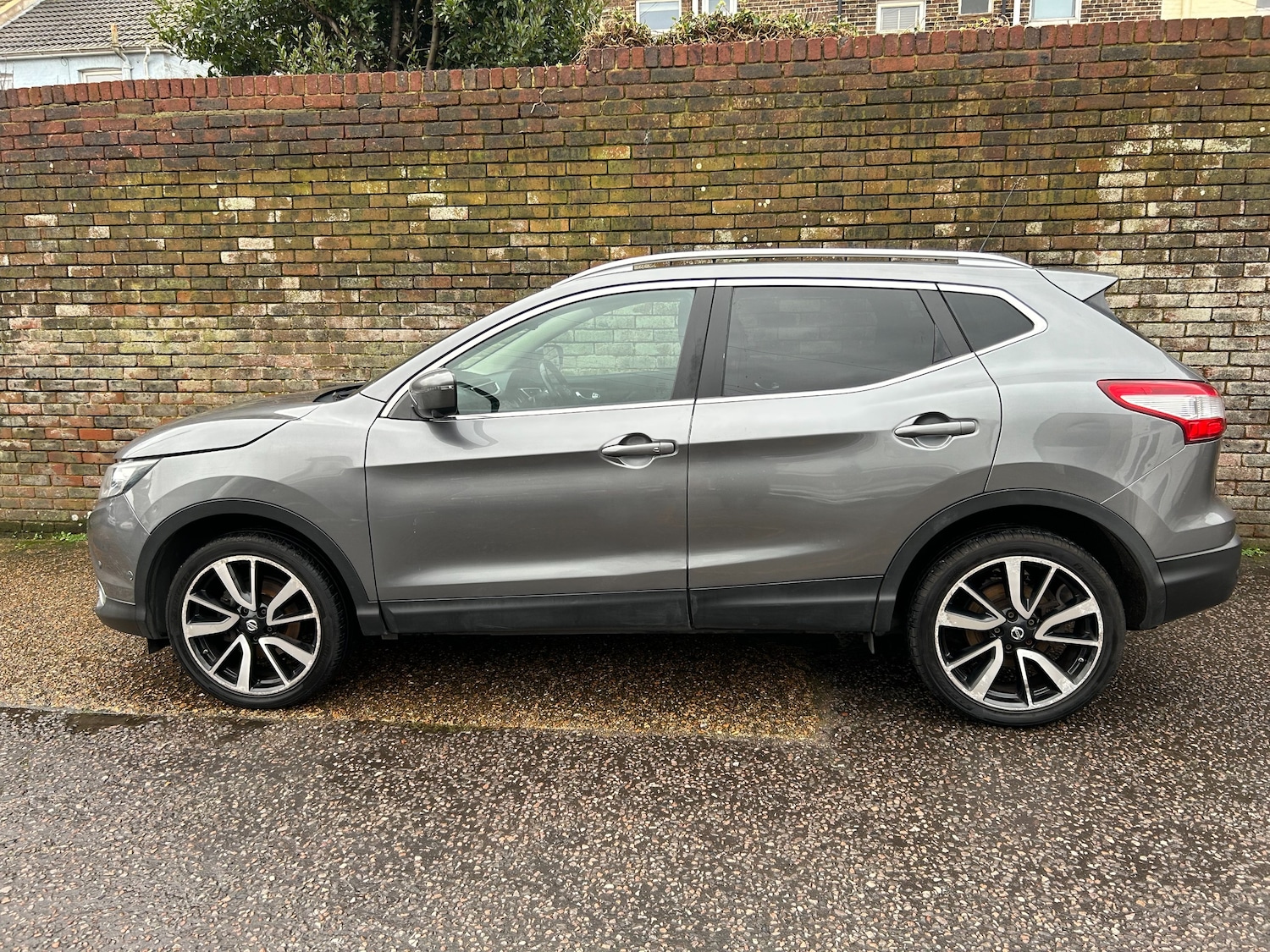 Used Nissan Qashqai 2015 for sale - 77301652: Photo 3