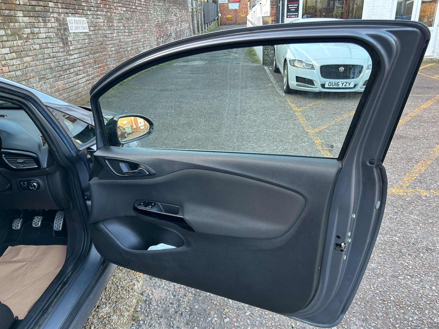 Used Vauxhall Corsa 2015 for sale - 77641749: Photo 9