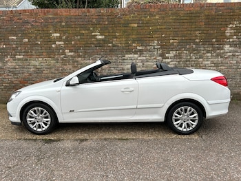 Used Vauxhall Astra 2010 for sale - 76949803: Photo