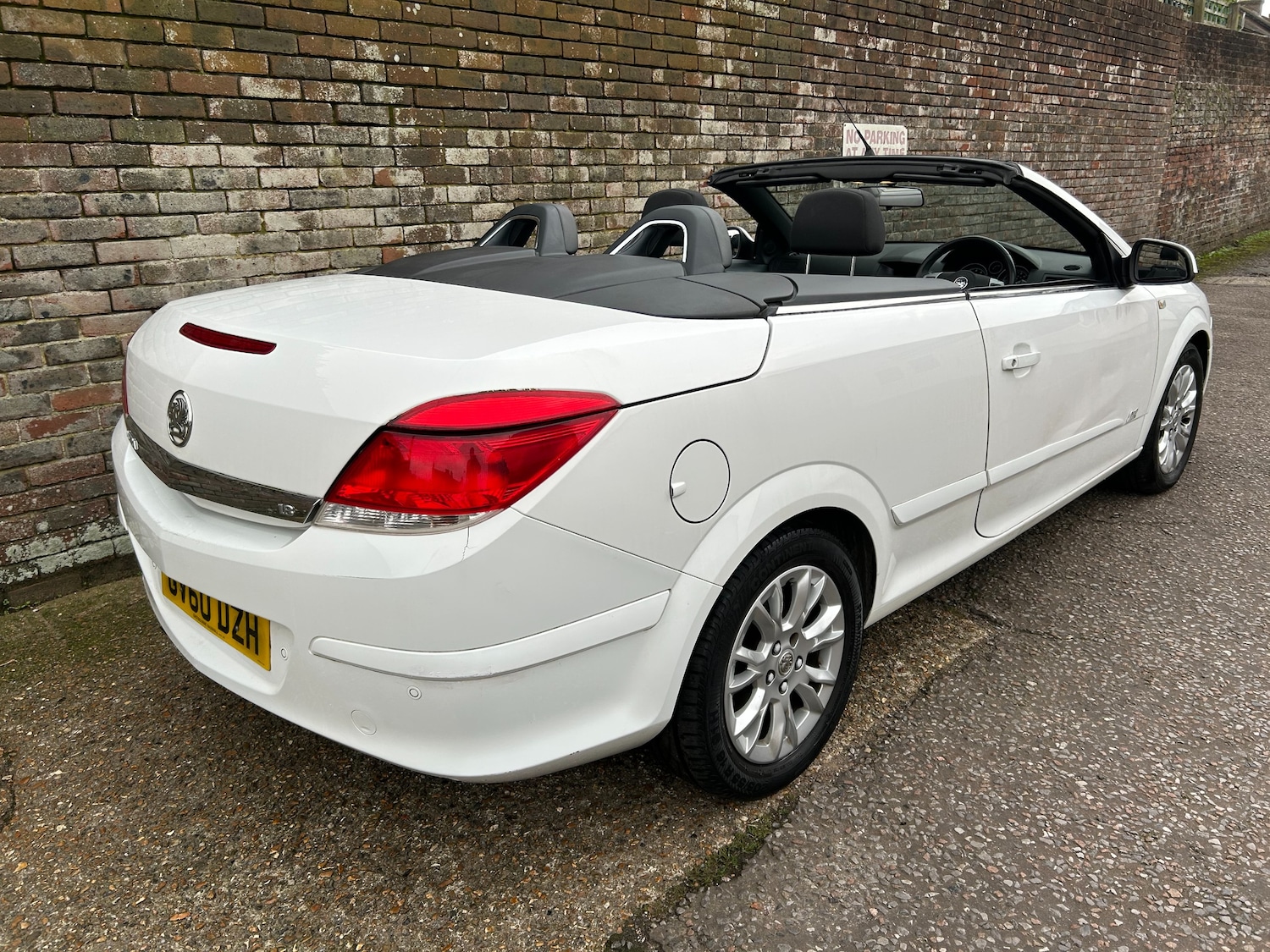 Used Vauxhall Astra 2010 for sale - 76949803: Photo 6