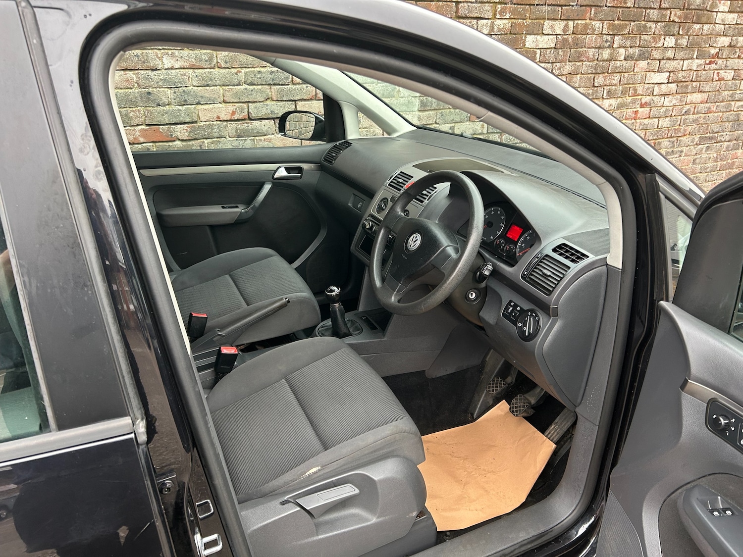 Used Volkswagen Touran 2008 for sale - 76374633: Photo 10