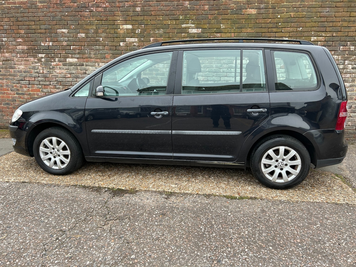 Used Volkswagen Touran 2008 for sale - 76374633: Photo 3