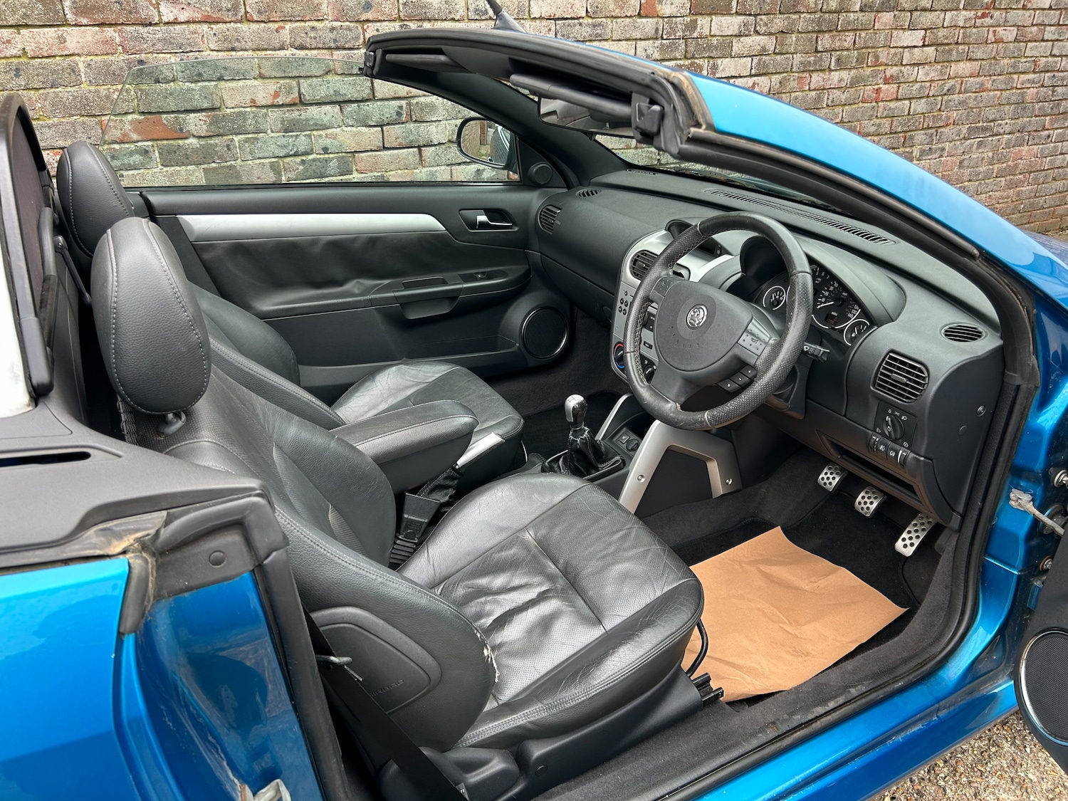 Used Vauxhall Tigra 2005 for sale - 76616888: Photo 10