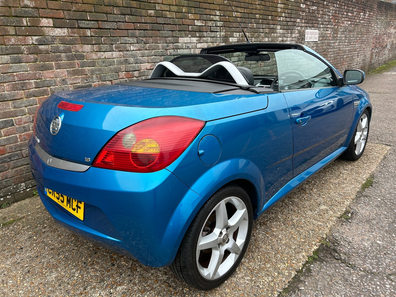 Used Vauxhall Tigra 2005 for sale - 76616888: Photo 6