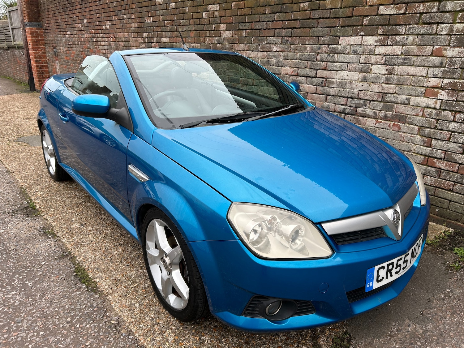 Used Vauxhall Tigra 2005 for sale - 76616888: Photo 8
