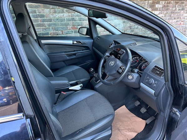 Used Vauxhall Zafira 2009 for sale - 76171053: Photo 10