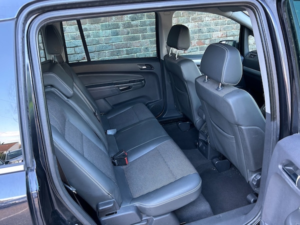 Used Vauxhall Zafira 2009 for sale - 76171053: Photo 17