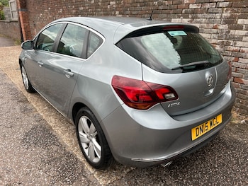 Used Vauxhall Astra 2015 for sale - 79599787: Photo