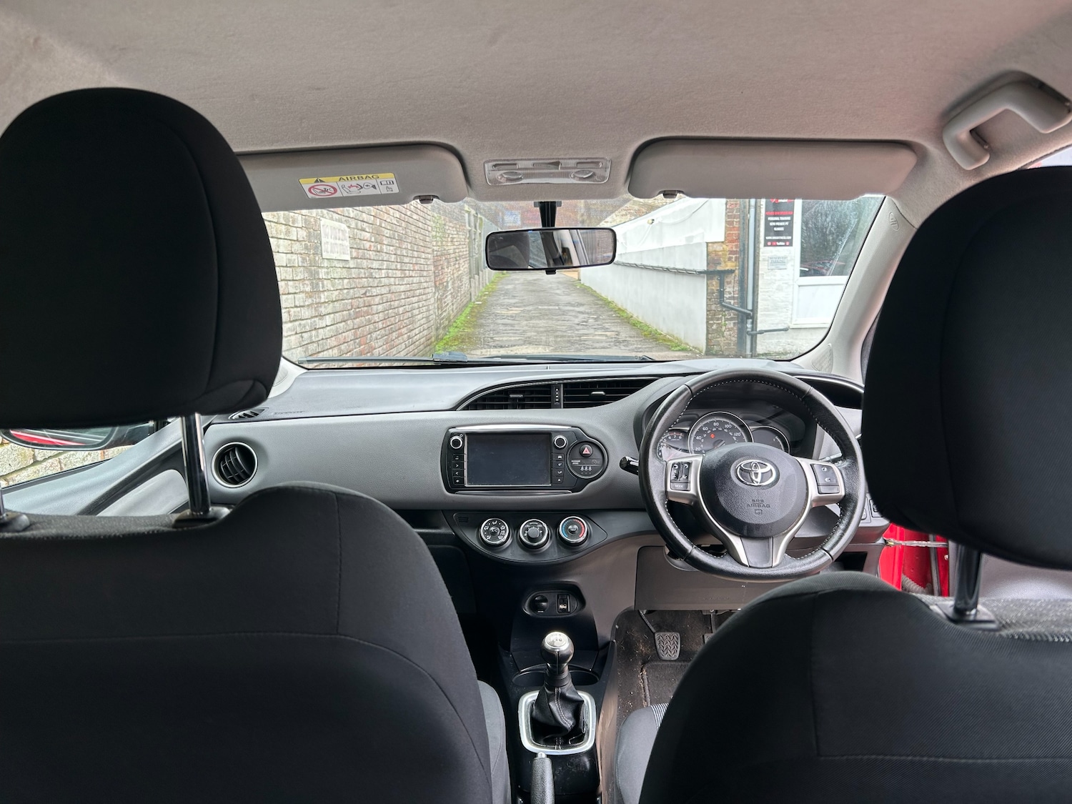 Used Toyota Yaris 2015 for sale - 77620378: Photo 14