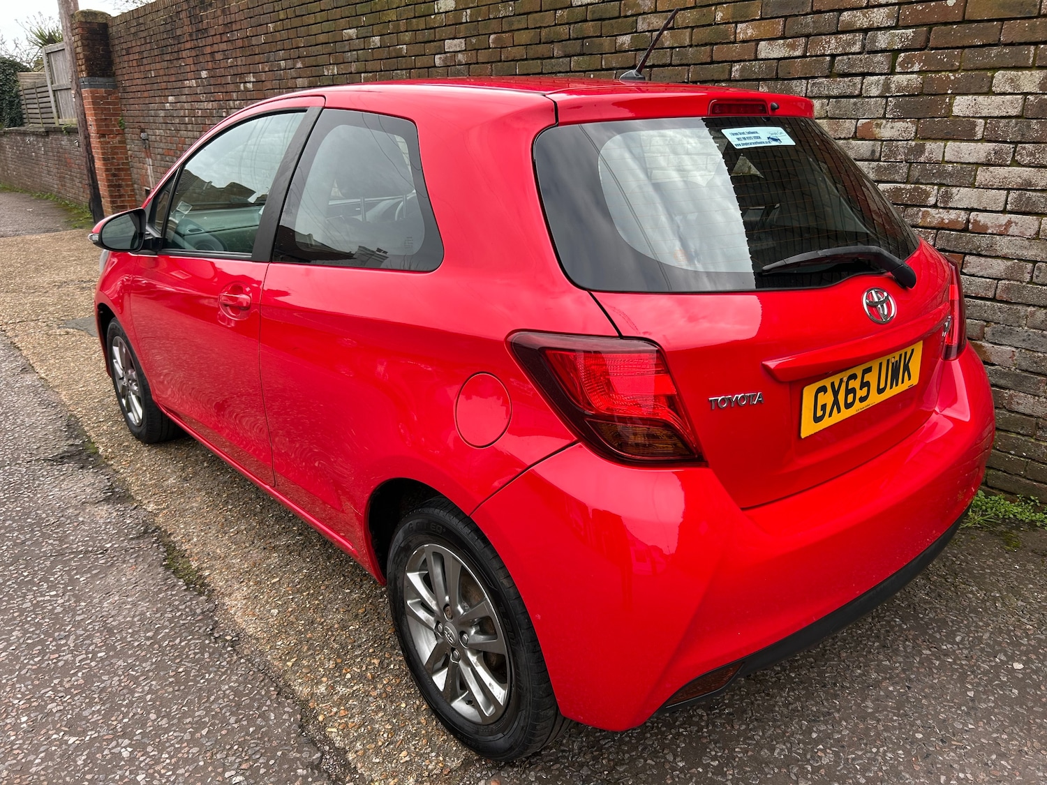 Used Toyota Yaris 2015 for sale - 77620378: Photo 4