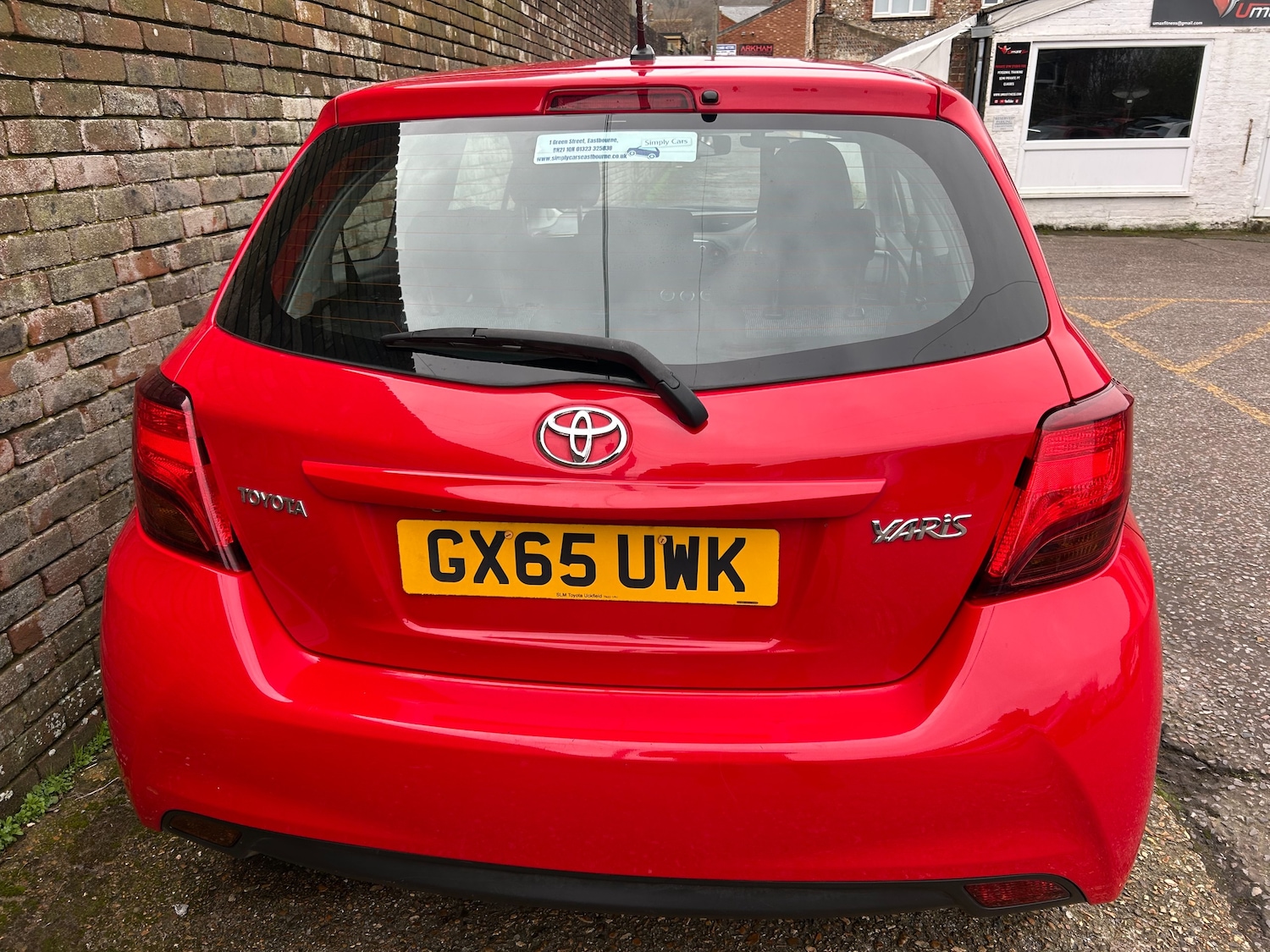Used Toyota Yaris 2015 for sale - 77620378: Photo 5